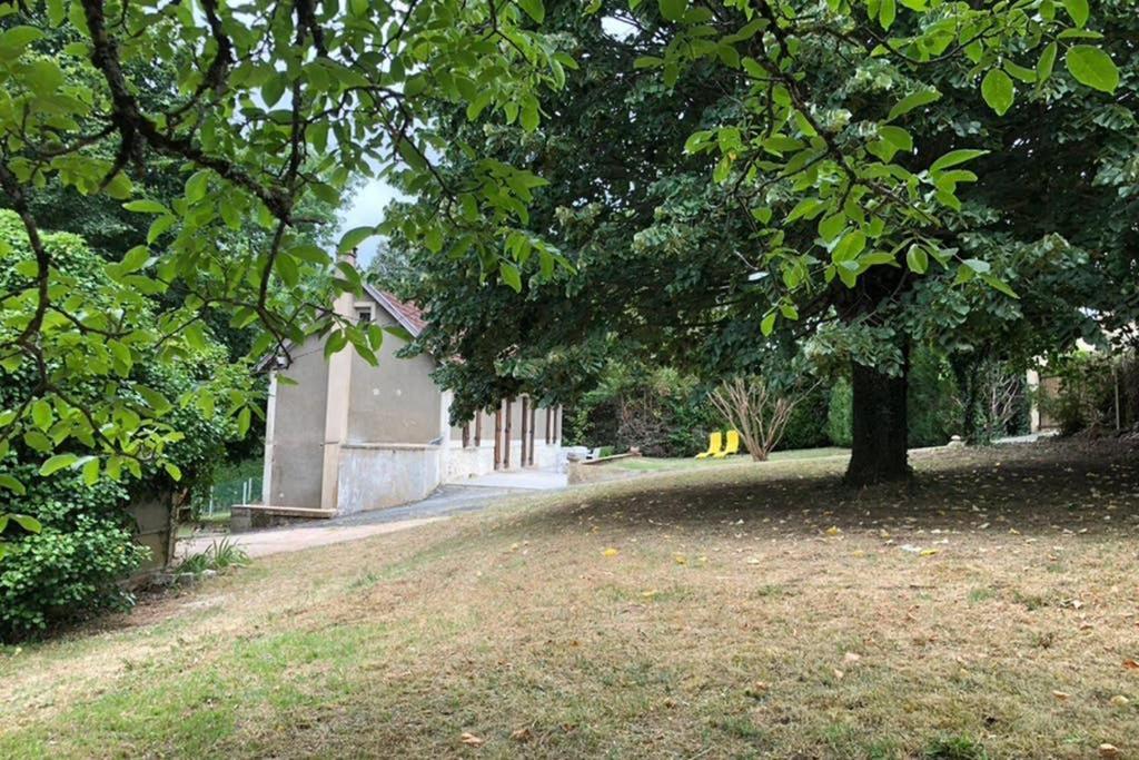 Au Lilas Rose Maison Entre Campagne Et Village Belvès Exteriér fotografie